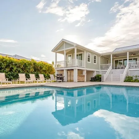 Villa Cosmopolitan Dream